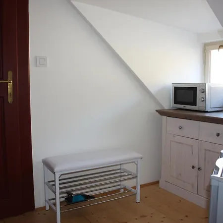 Jeschkeho Vila A Lazensky Dum Apartment
