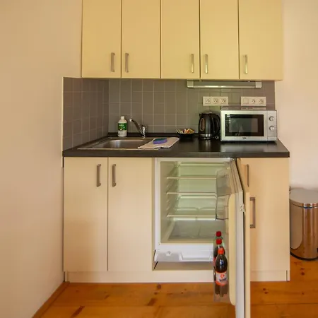 Jeschkeho Vila A Lazensky Dum Apartment