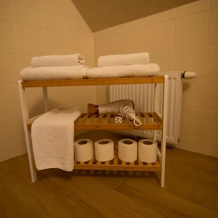 Jeschkeho Vila A Lazensky Dum Apartment