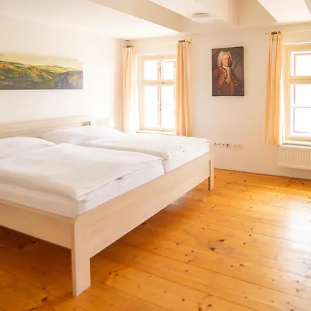 Jeschkeho Vila A Lazensky Dum Apartment *