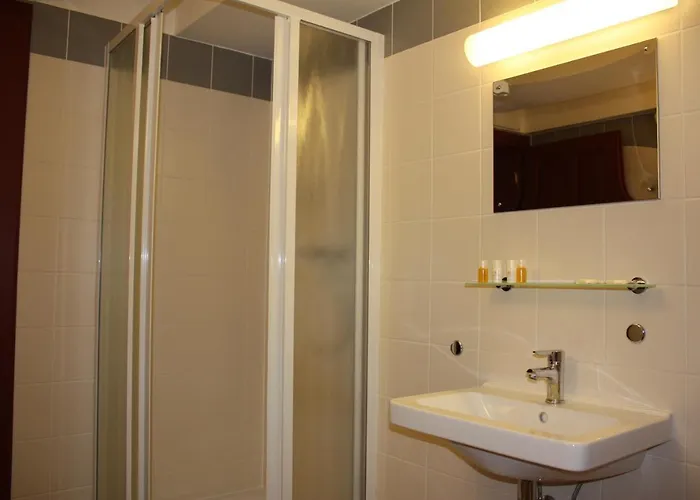 Jeschkeho Vila A Lazensky Dum *