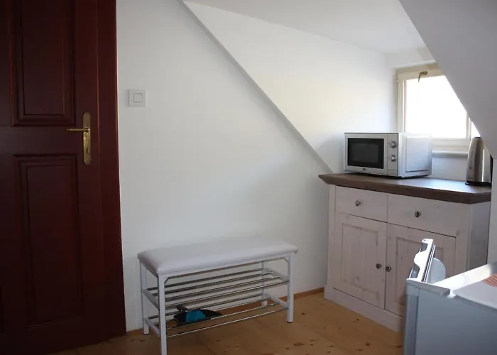 Jeschkeho Vila A Lazensky Dum Apartment
