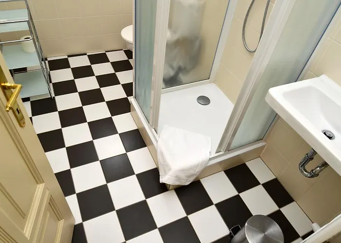 Apartment Jeschkeho Vila A Lazensky Dum